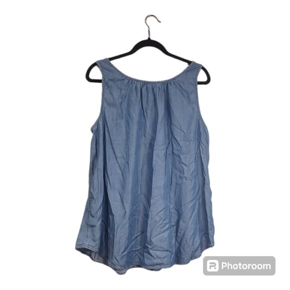EVRI Women's Sleeveless Denim Top Size 1X - Picture 2 of 8